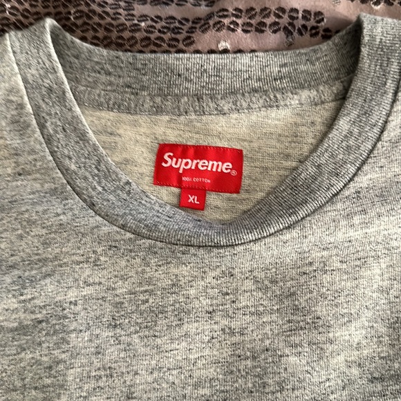 Supreme Small Box Pocket T-Shirt - Picture 4 of 4